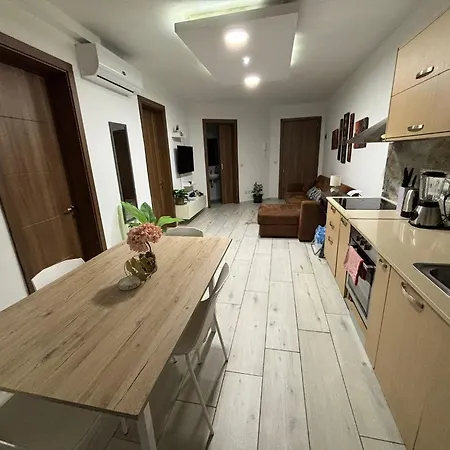 Apartamento Charming Golden Loft